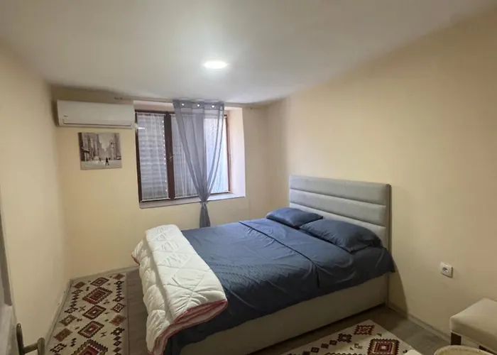 Old Street 2 Podgorica